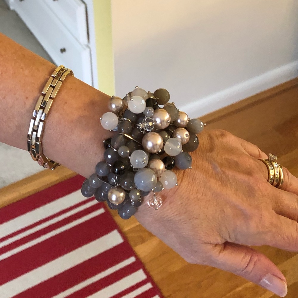 Glass beads bracelet stretch for larger wrist